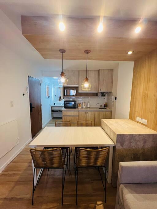 Apartamento Departamento En Hermosa Zona De Nueva Cordoba. Ss3 *